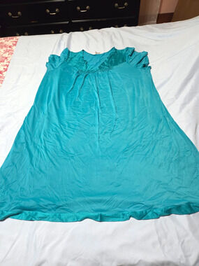 Vrg Fundamentals Women's Plus 2X Blue Nylon Gown V-Neck Short Sleeve Lace